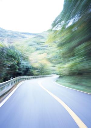 高知で高級車のレンタカーを利用するなら